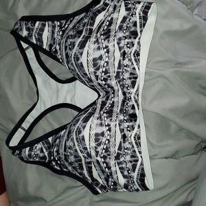 L VS Pink Padded Sports Bra